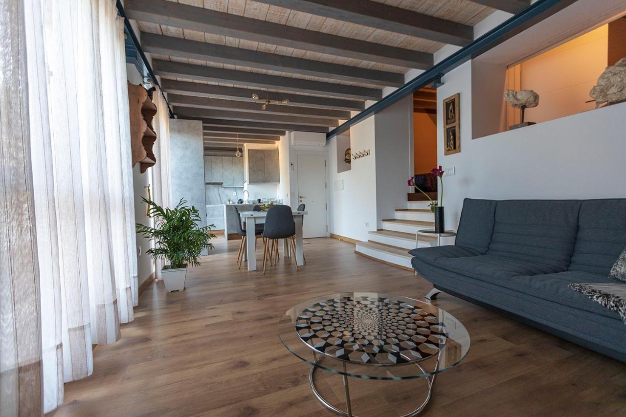 Domus Lapidis - El Estudio Bogarra ภายนอก รูปภาพ